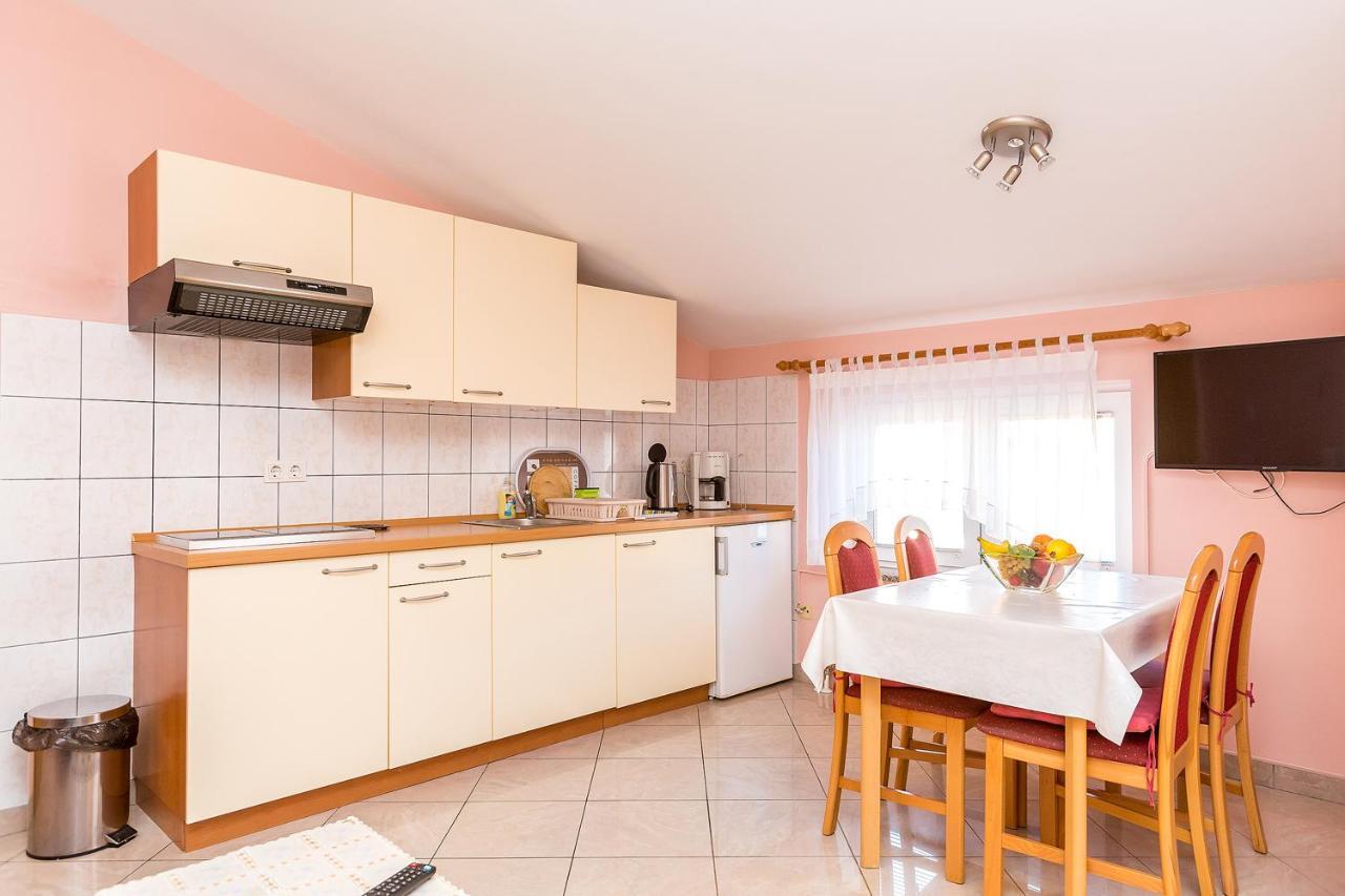 Vilic - Apartments Istriensonne เมดูลิน ภายนอก รูปภาพ
