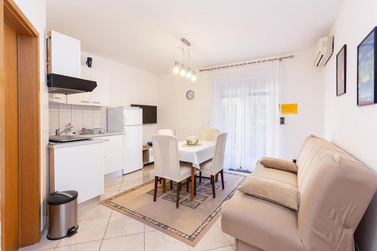 Vilic - Apartments Istriensonne เมดูลิน ภายนอก รูปภาพ