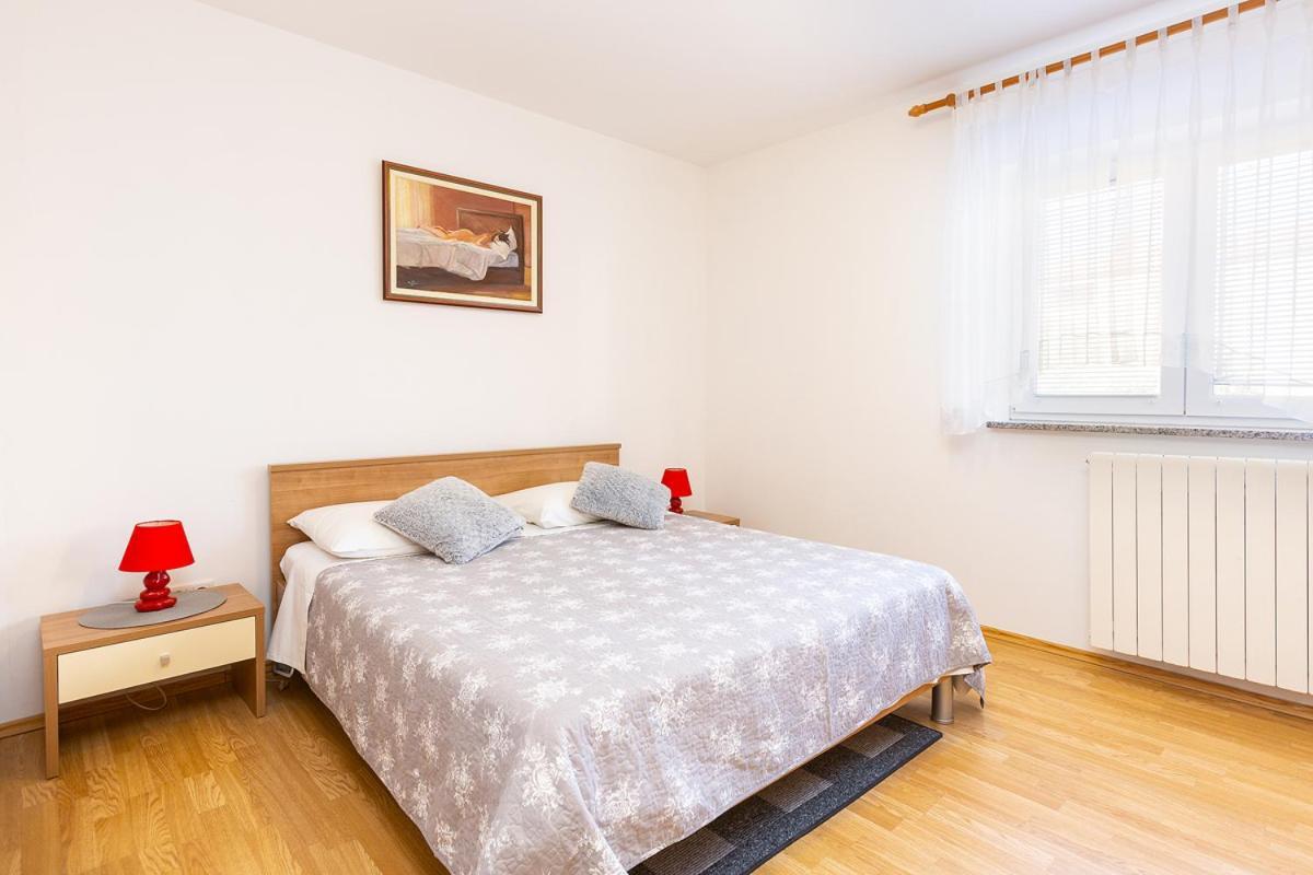 Vilic - Apartments Istriensonne เมดูลิน ภายนอก รูปภาพ